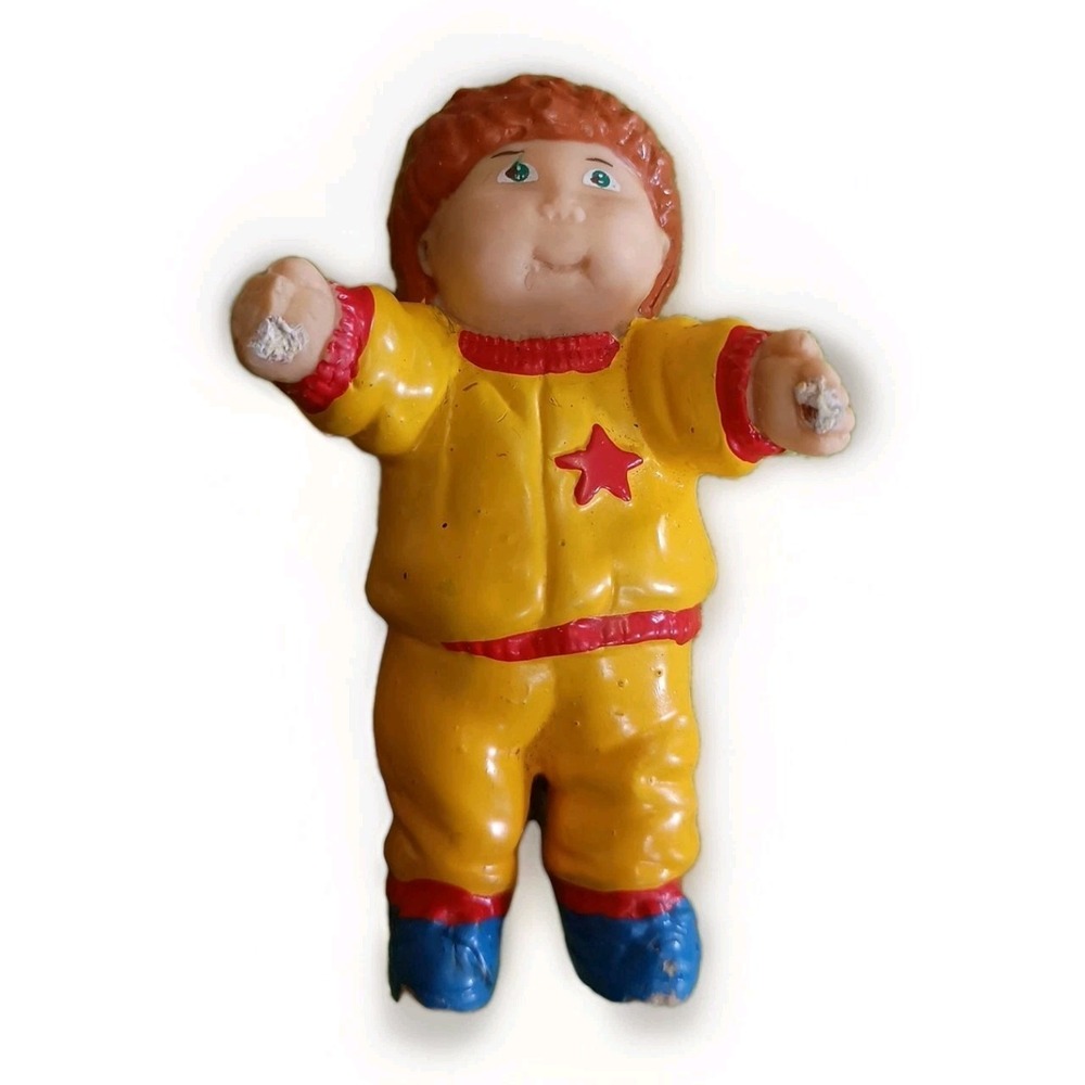Vintage OAA 1980s Cabbage Patch Kids PVC figures 1984-BABY YELLOW JOGGING SUIT